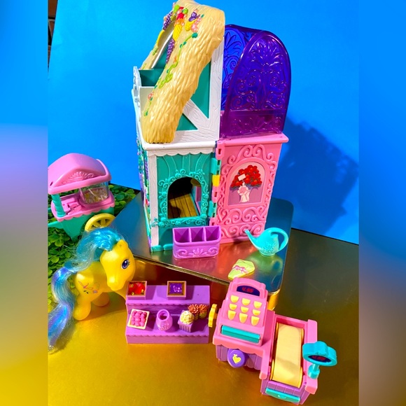 MY LITTLE PONY G3 VINTAGE 2003 BLOOMIN’ BLOSSOMS SHOP & MEADOWBR… - Picture 15 of 15